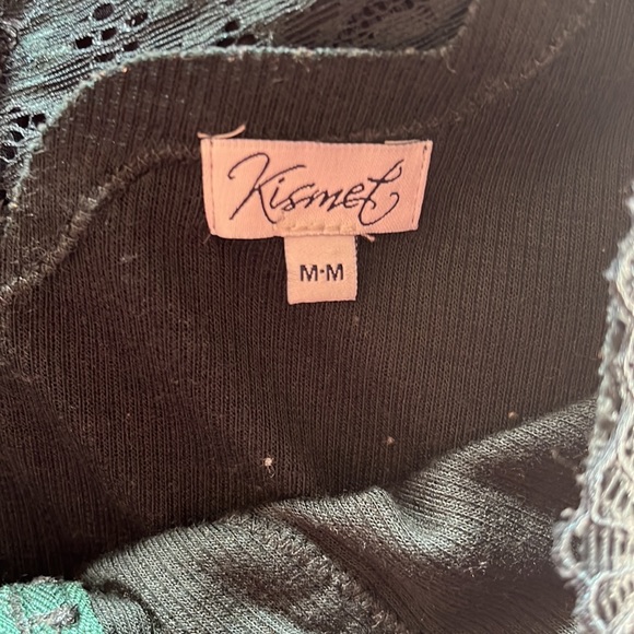 Hunter green top with lace trim - Picture 7 of 7